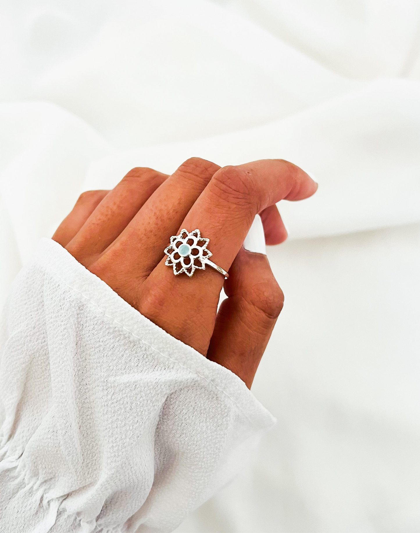 Anillo Calcedonia