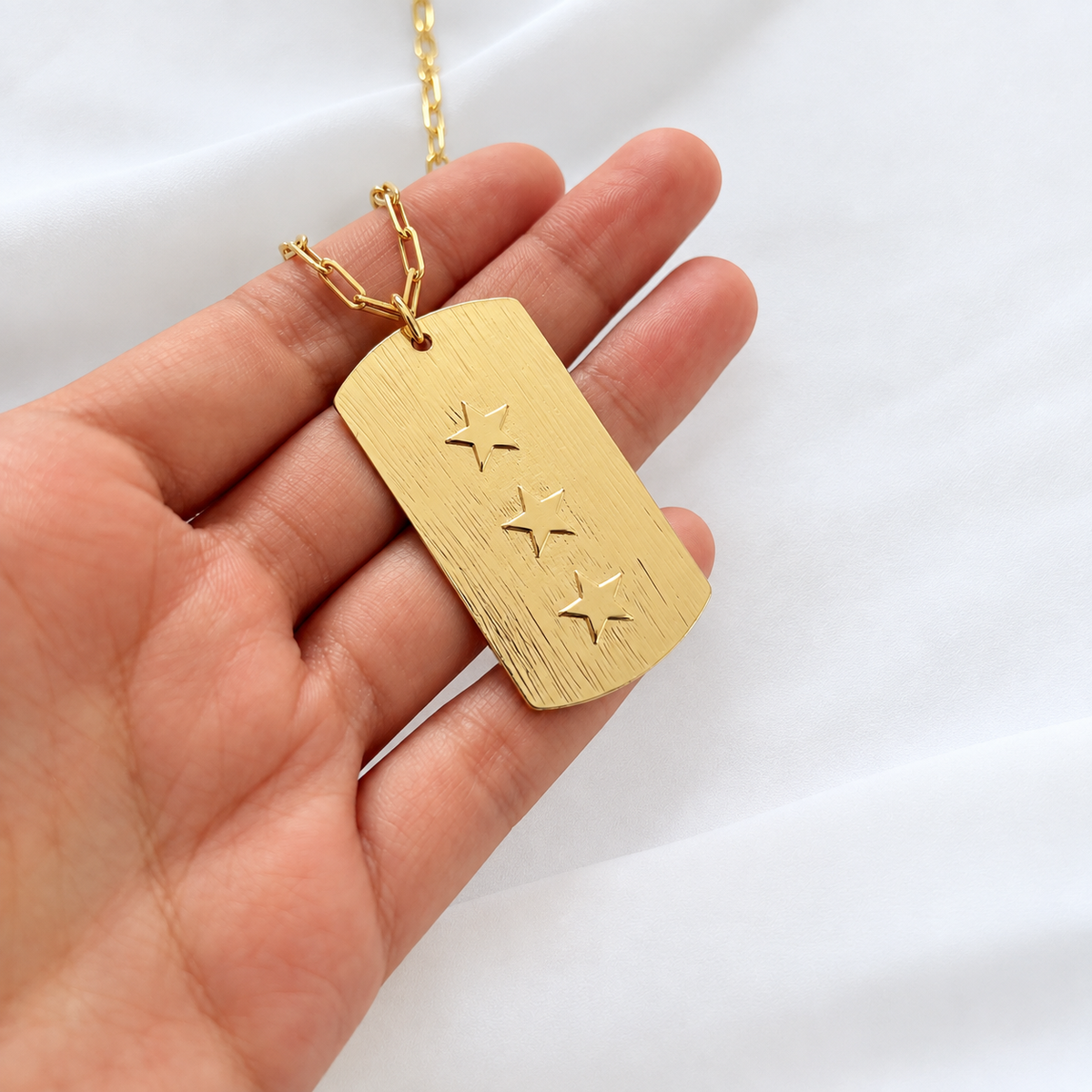 Collar placa estrella