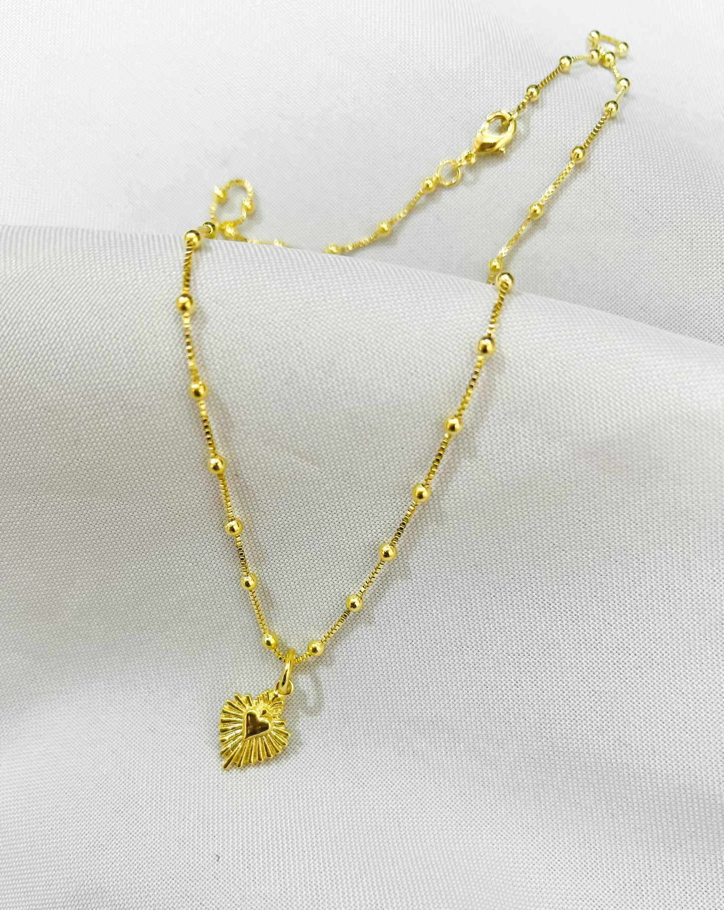 Collar corazón protector