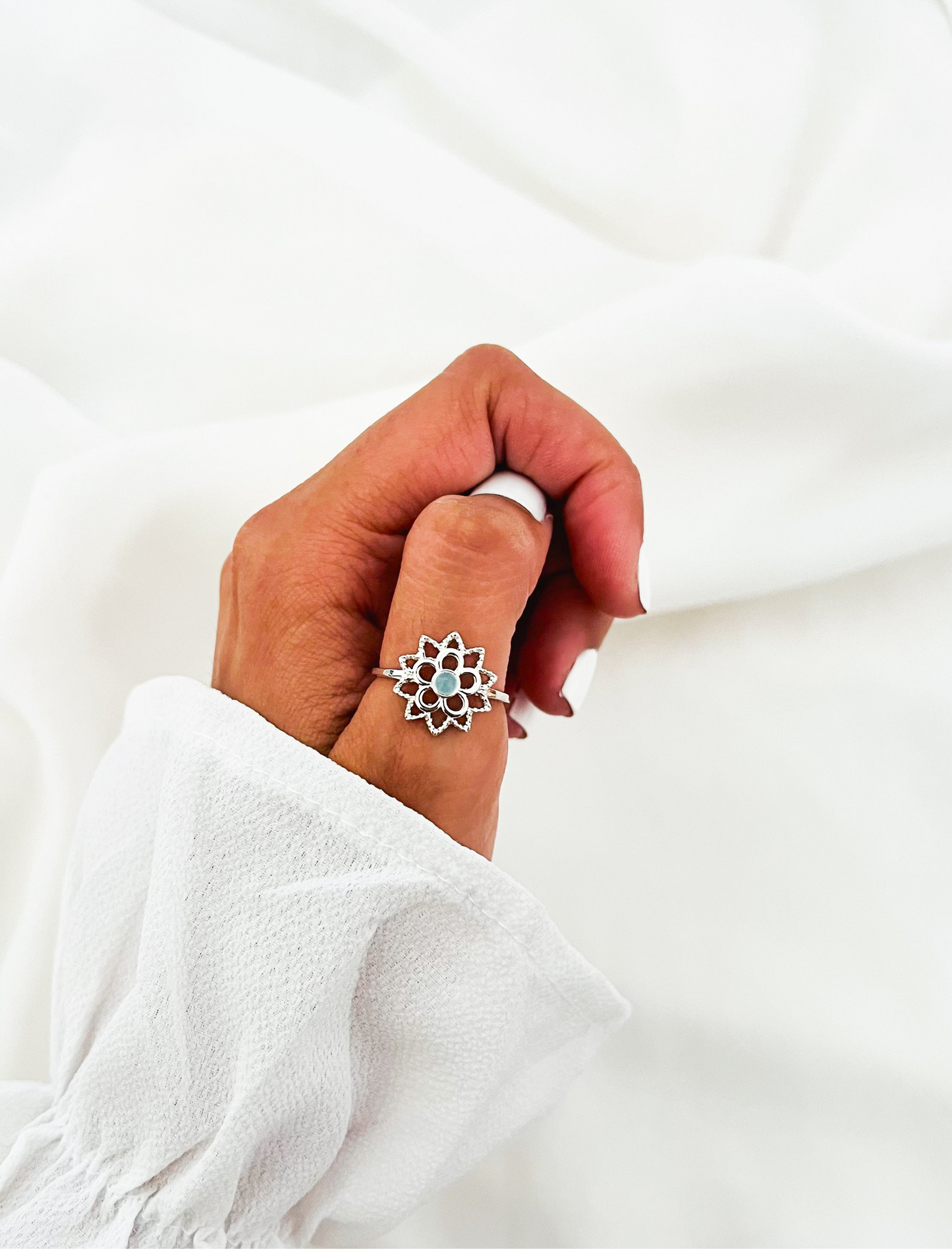 Anillo Calcedonia