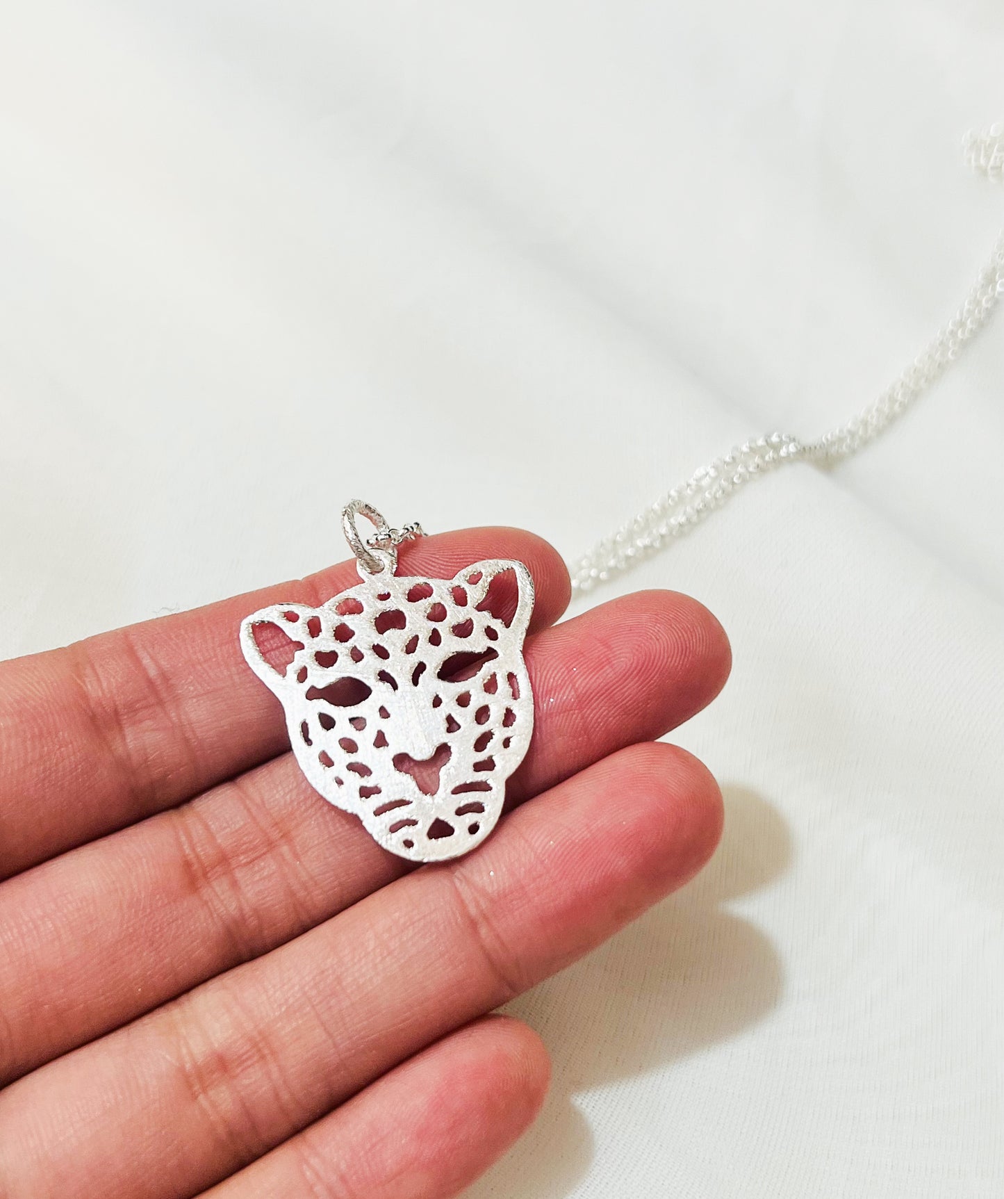 Collar jaguar
