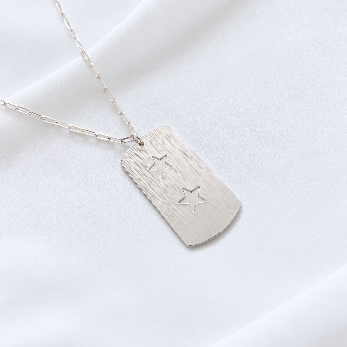 Collar placa estrella
