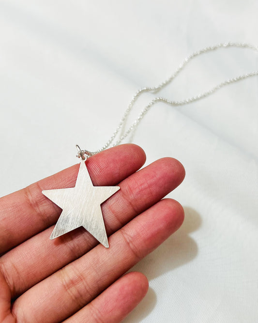 Collar estrella irregular