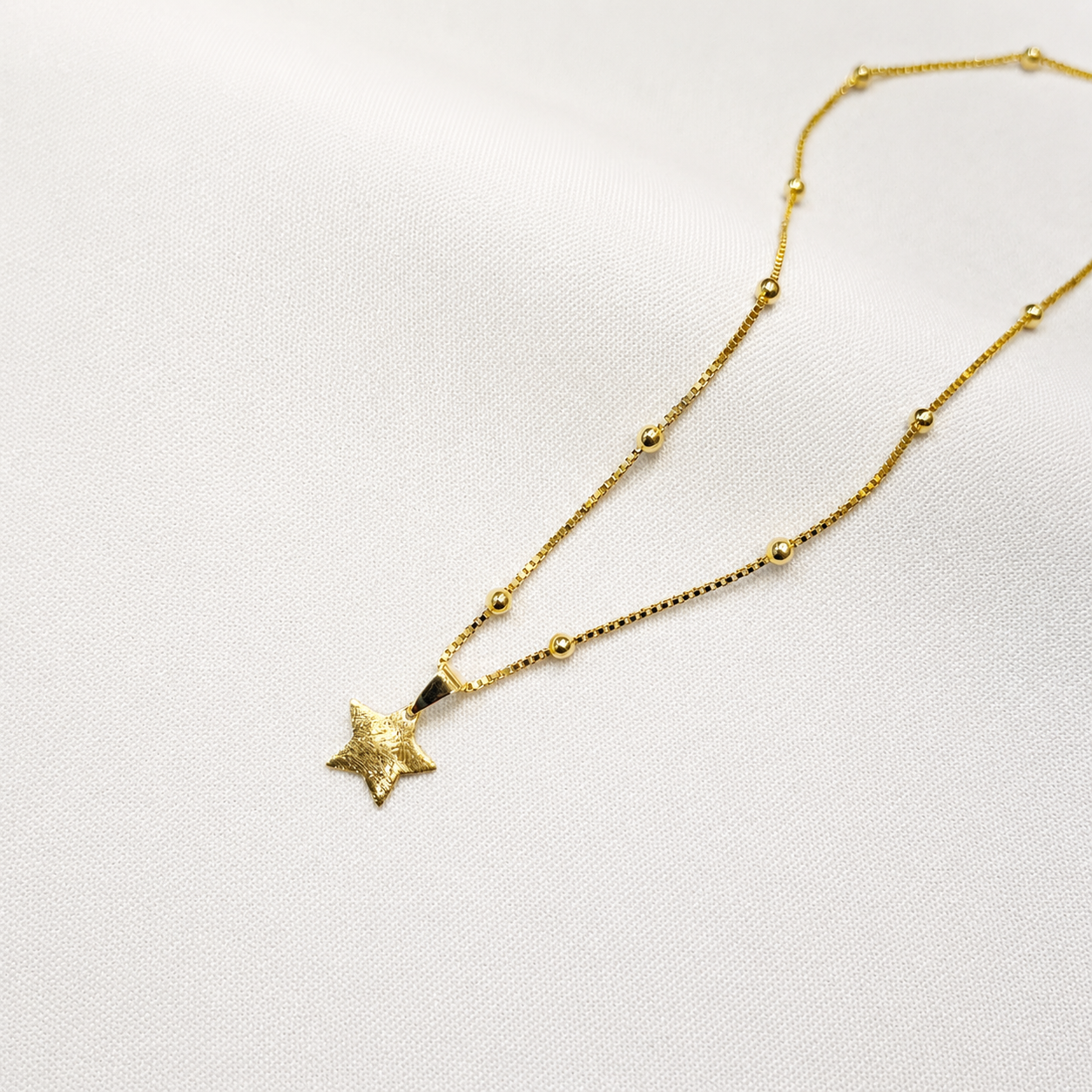 Collar mini estrella