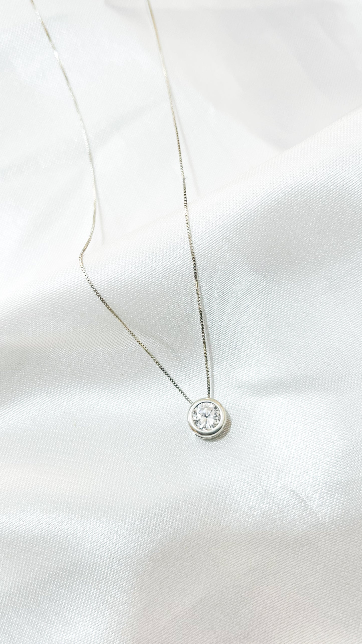 Collar punto de luz