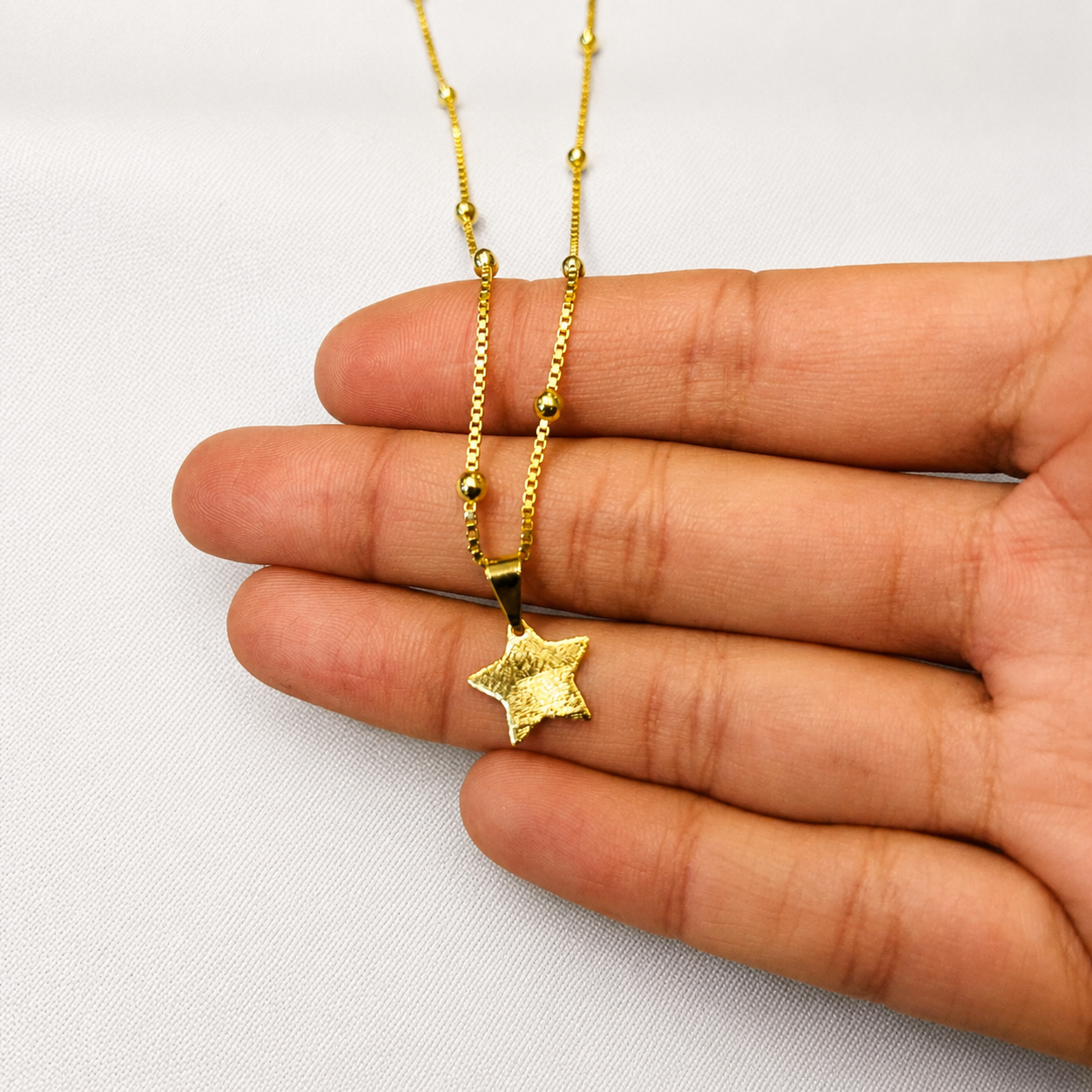 Collar mini estrella