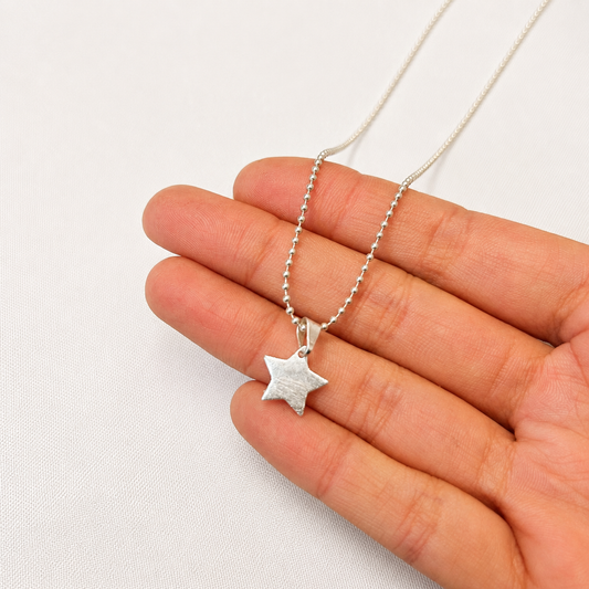 Collar min estrella