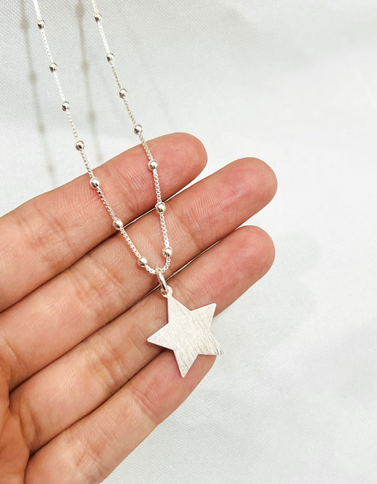 Collar estrella