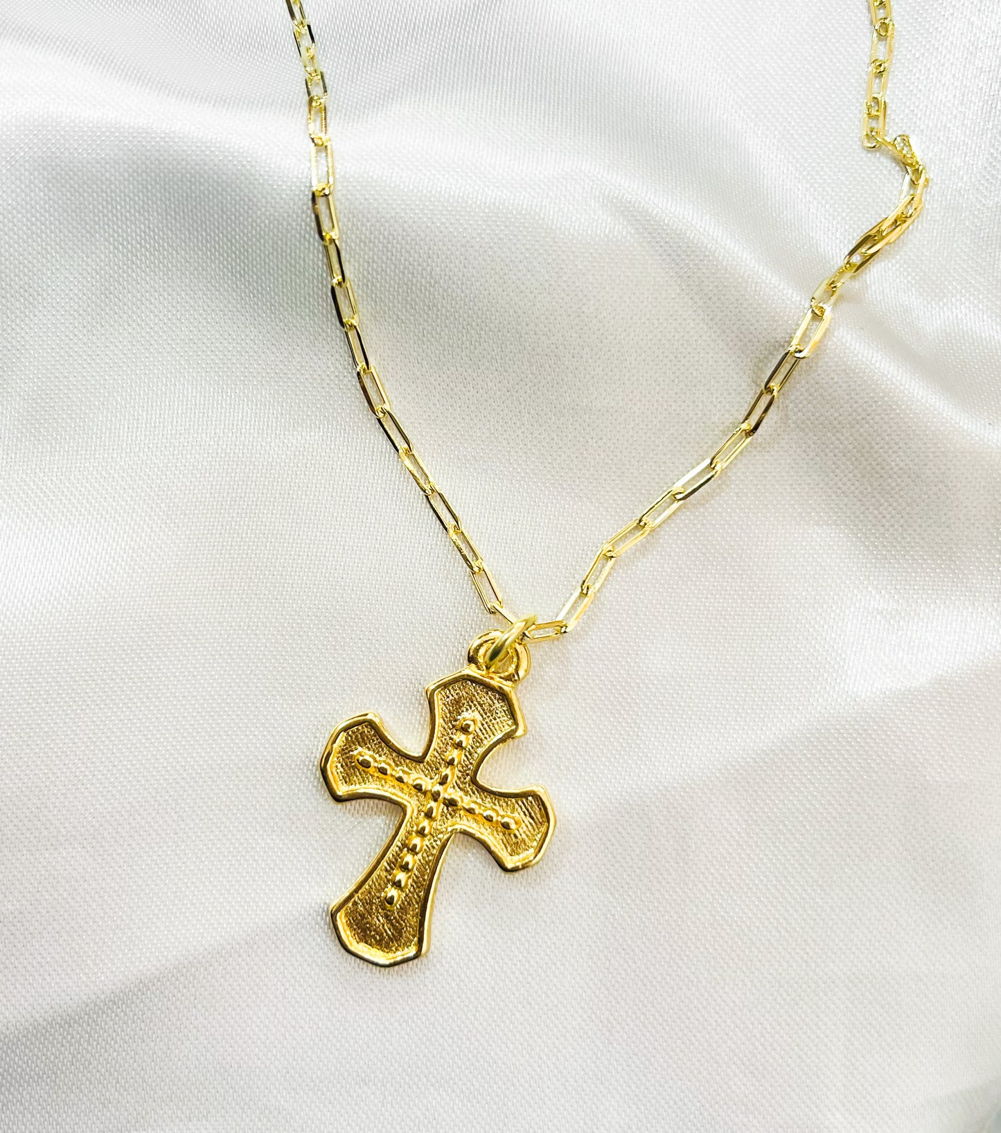 Collar cruz Gold