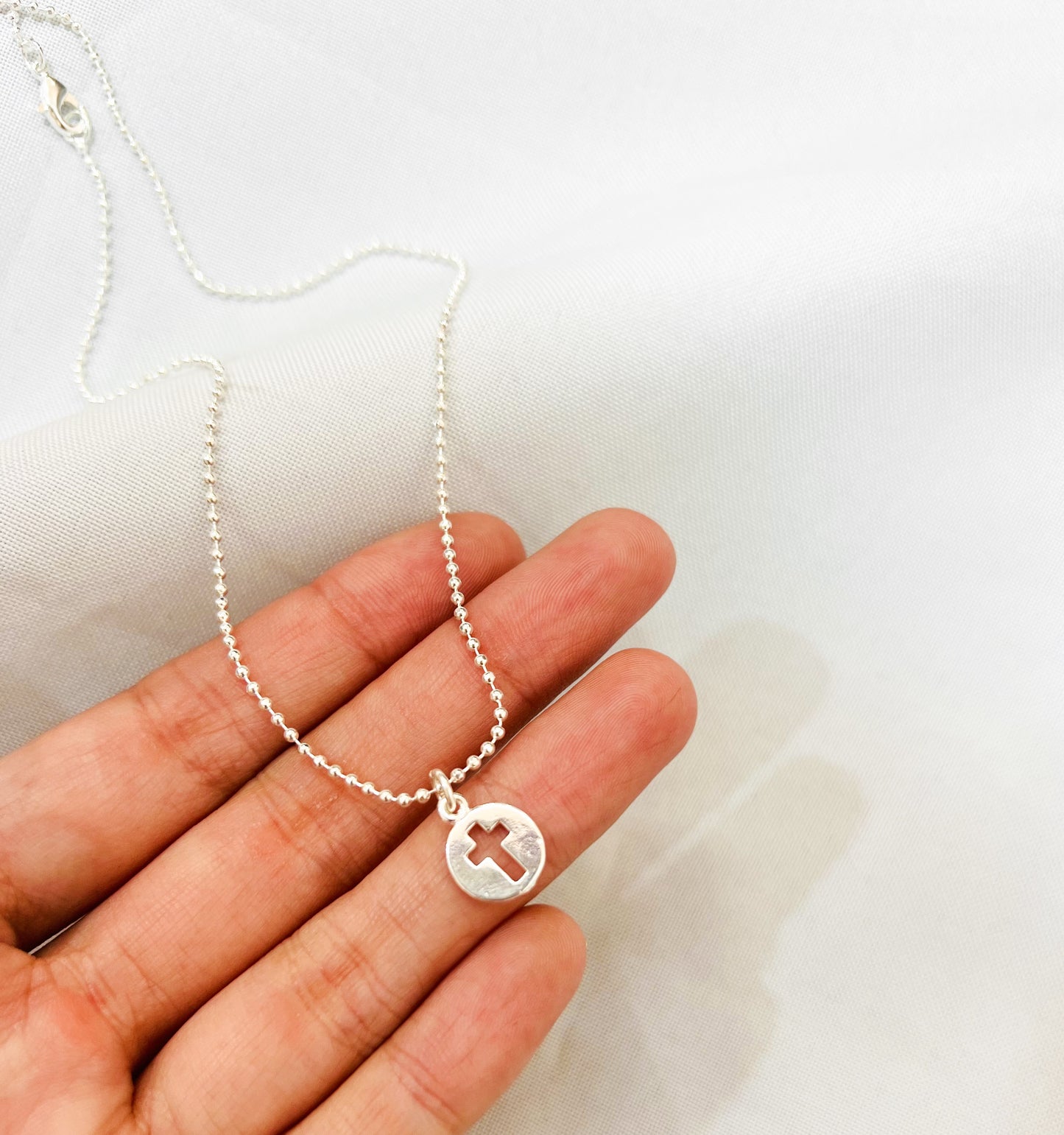 Collar cruz silver