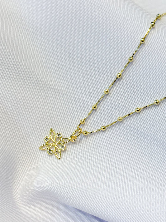 Collar nudo de bruja