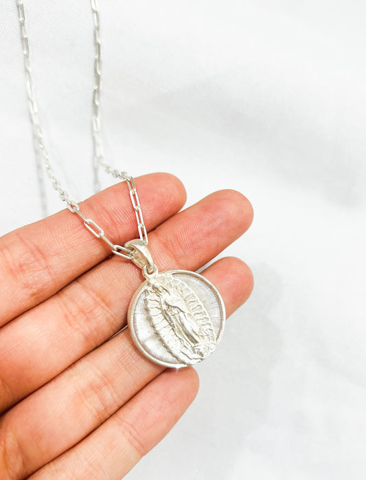 Collar Virgen de Guadalupe
