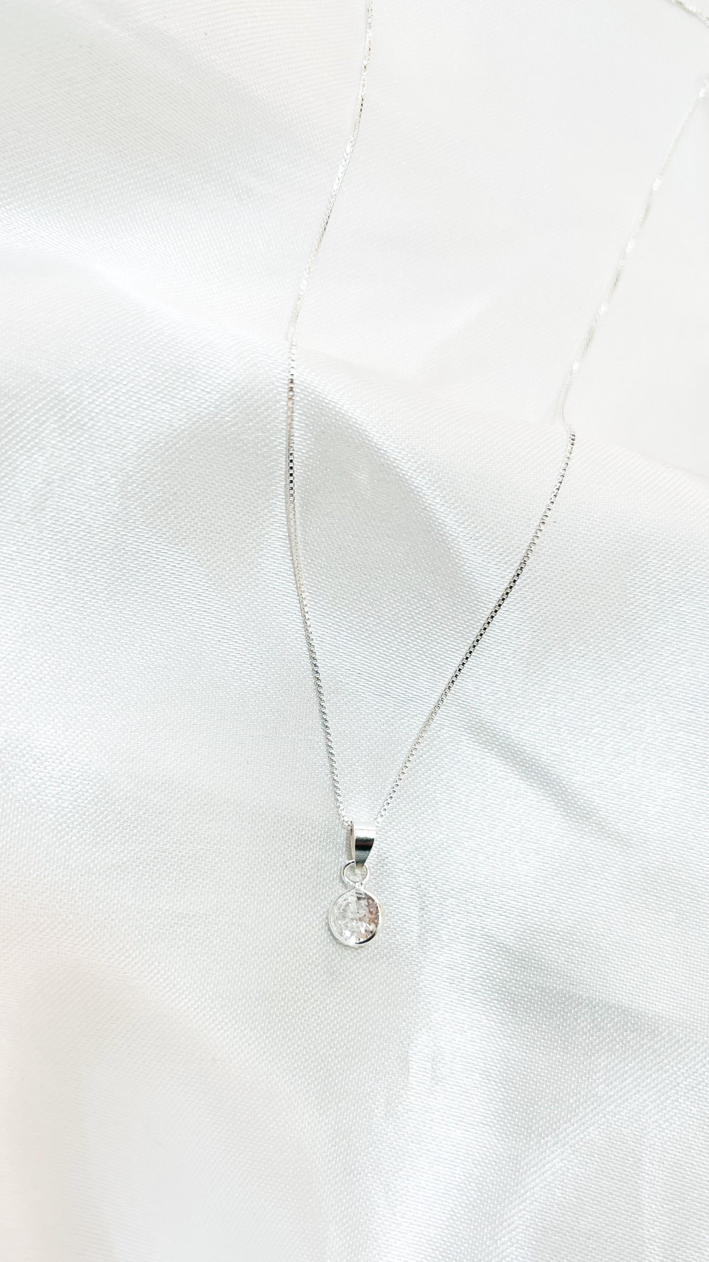 Collar punto de luz